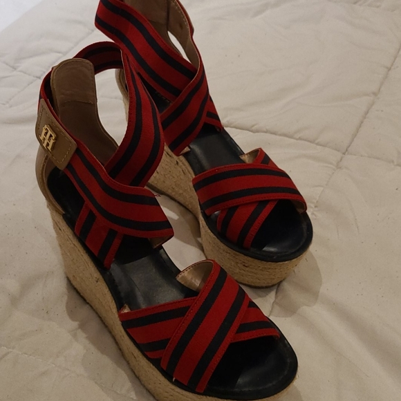 Tommy Hilfiger Sandals - Picture 2 of 2